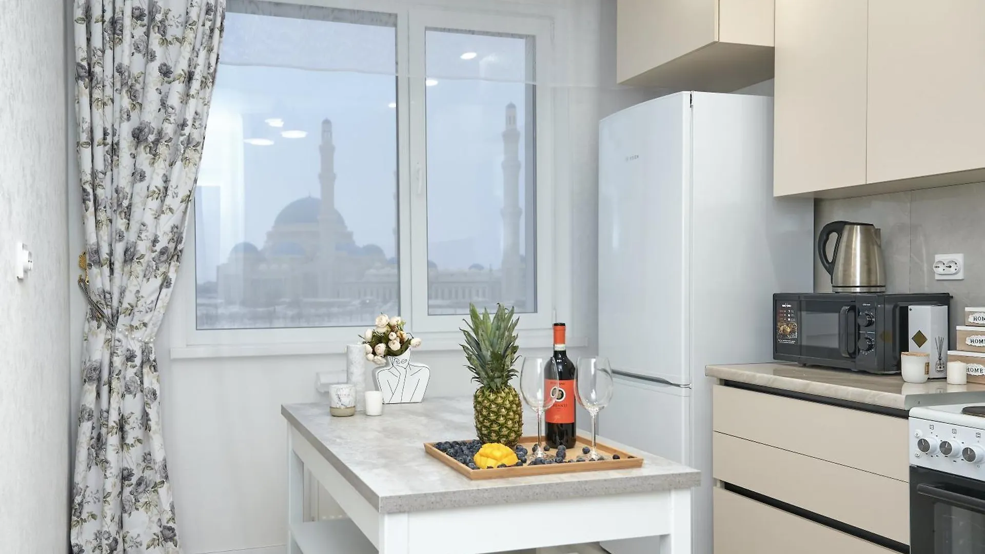 Однокомнатная С Видом На Мечеть В Жк Аман Apartment Nur-Sultan